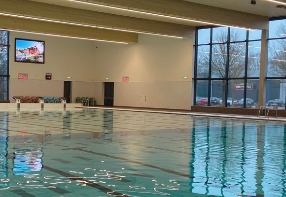 New swimming centre equipped with movable floor and bulkhead